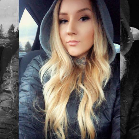 Meet your Posher, Randi - Picture 1 of 1